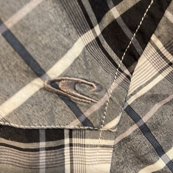 O’Neill XL button short sleeve checked cotton shirt with pocket and logo on back - Picture 3 of 8